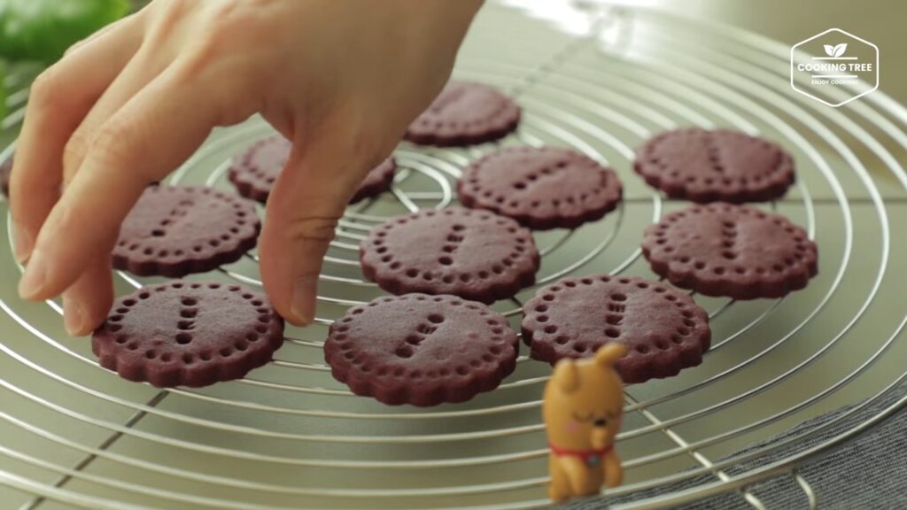 Red velvet oreo cookies Recipe Cooking tree