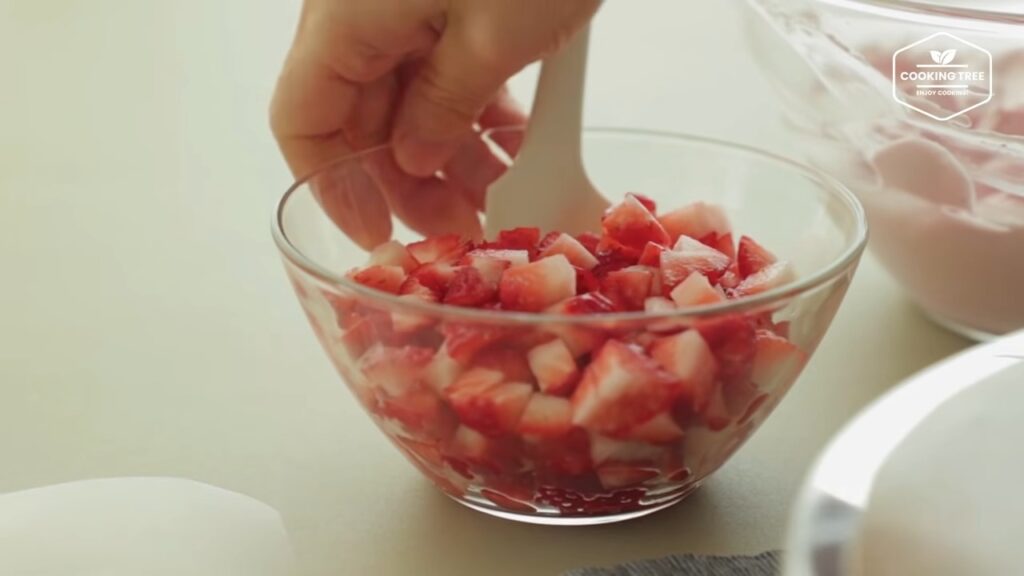 Strawberry cake Recipe Cooking tree