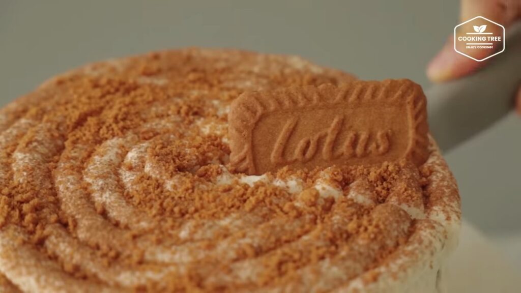 Lotus Biscoff Cake Recipe