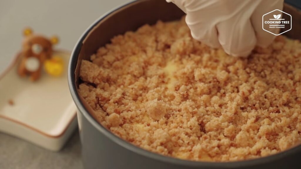 Lotus Biscoff Crumble Cheesecake Recipe