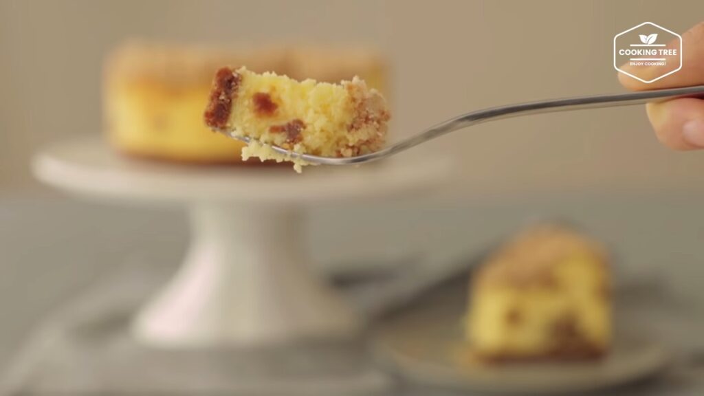 Lotus Biscoff Crumble Cheesecake Recipe