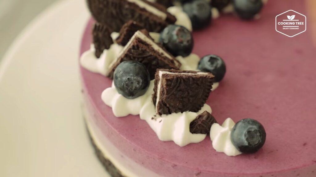 No Bake Oreo Blueberry Cheesecake