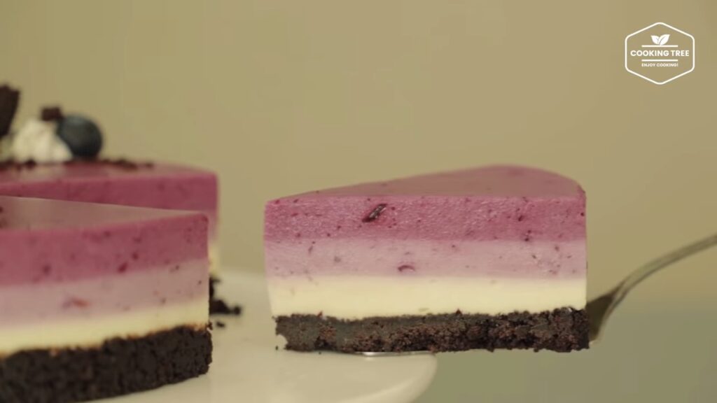 No Bake Oreo Blueberry Cheesecake