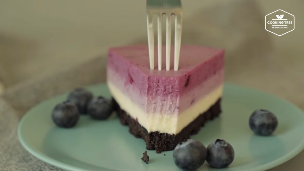 No Bake Oreo Blueberry Cheesecake