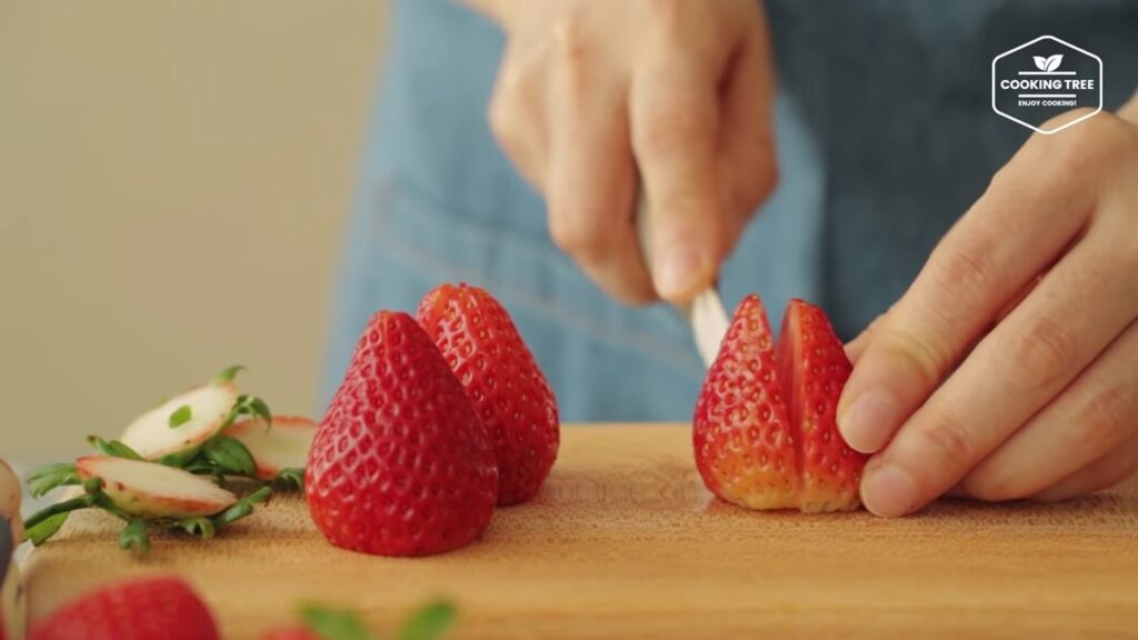 No Bake Strawberry Green teaMatcha Cheesecake