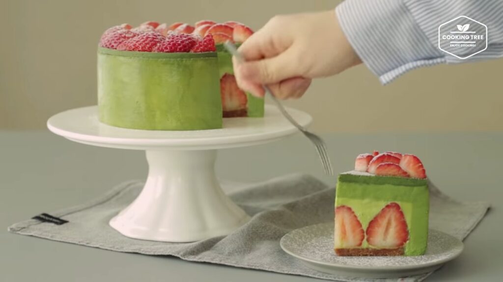 No Bake Strawberry Green teaMatcha Cheesecake