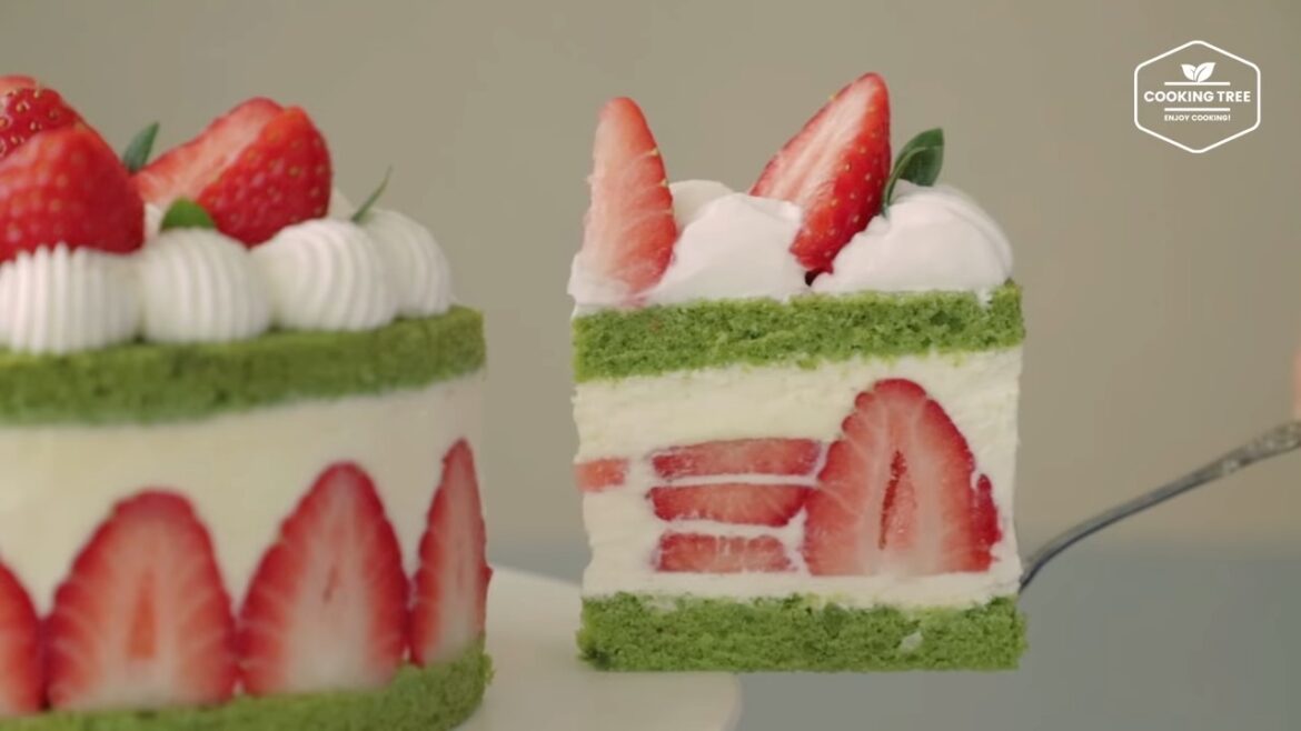 No Gelatin Christmas Strawberry Cake Recipe