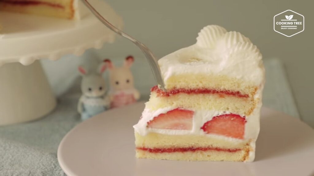 No oven Strawberry Cake without Oven