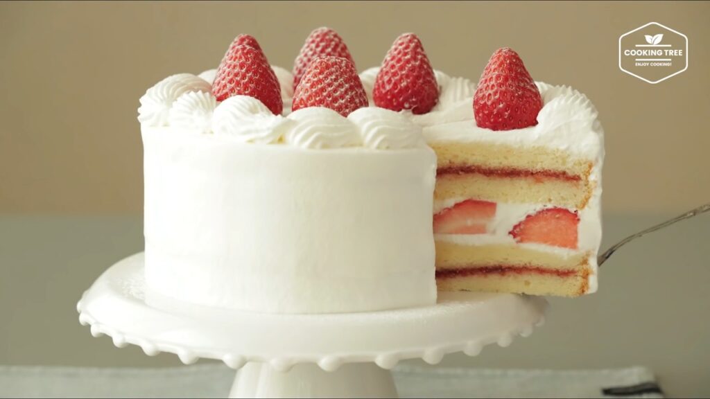 No oven Strawberry Cake without Oven