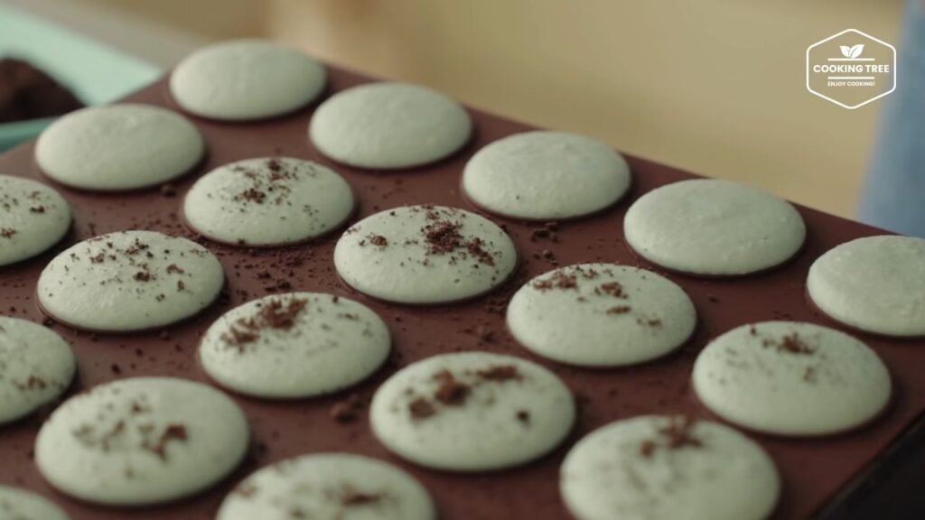 Oreo Macarons Recipe