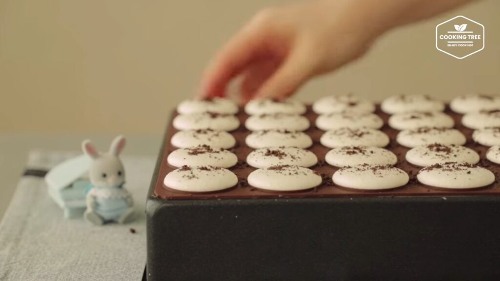 Oreo Macarons Recipe