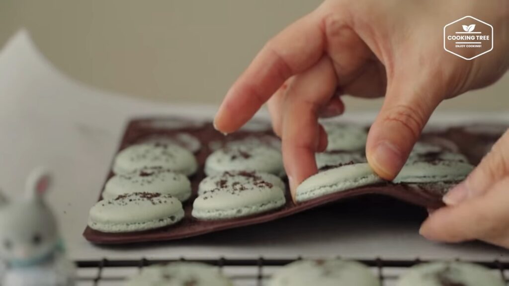 Oreo Macarons Recipe