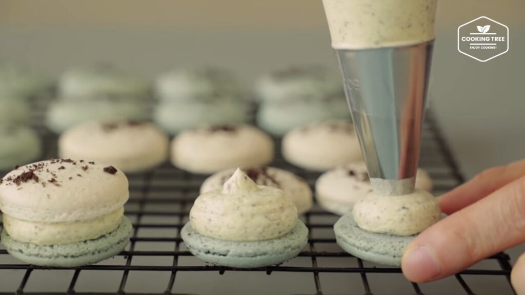 Oreo Macarons Recipe