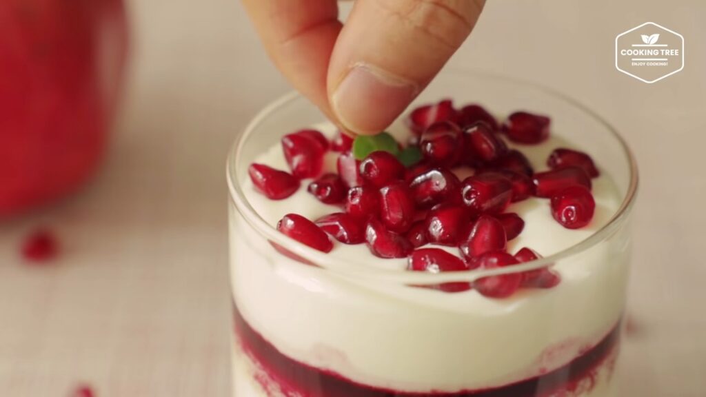 Pomegranate Tiramisu Recipe