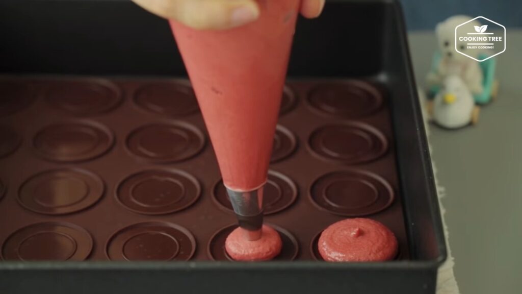 Raspberry Macaron Recipe