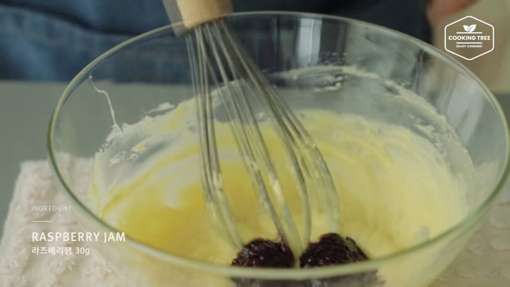 Raspberry Macaron Recipe