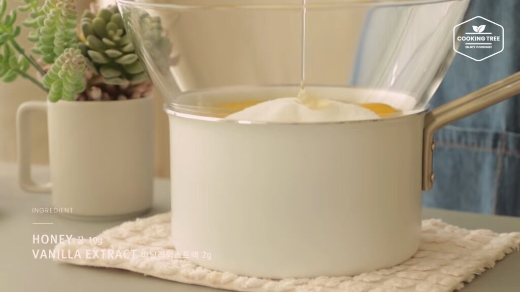 Strawberry Checkerboard Cake Recipe