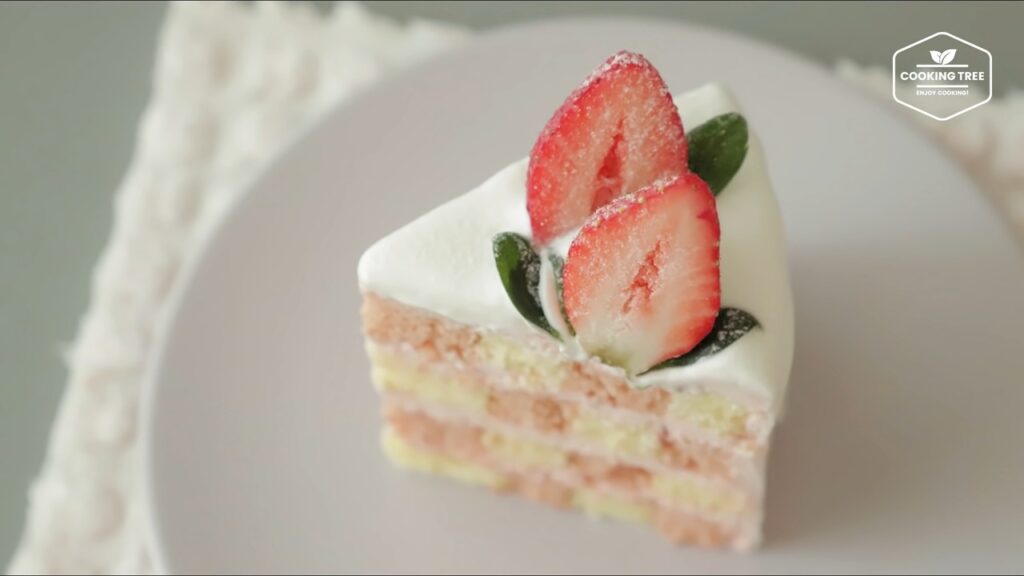 Strawberry Checkerboard Cake Recipe