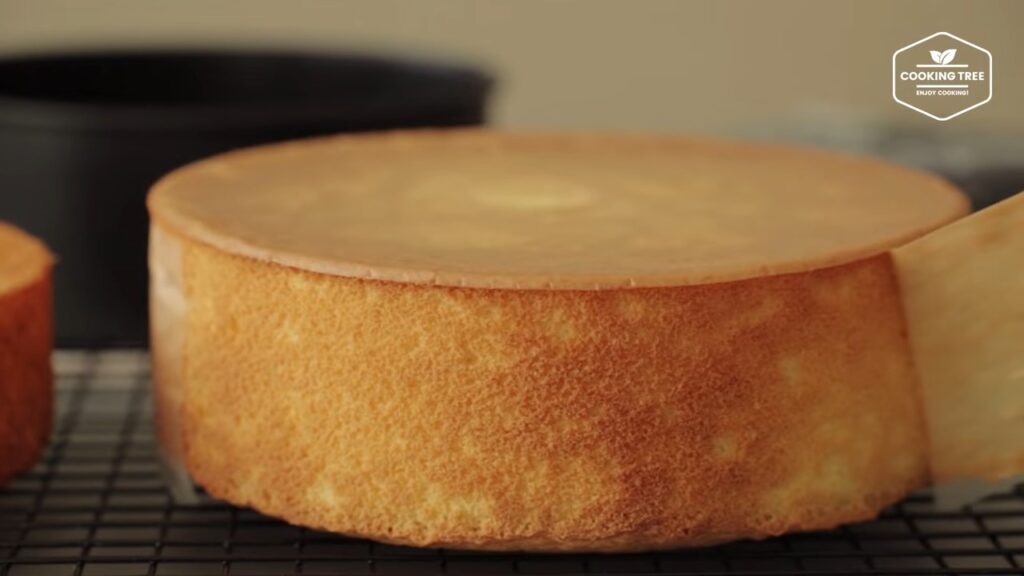 Strawberry Checkerboard Cake Recipe