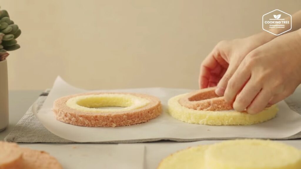 Strawberry Checkerboard Cake Recipe