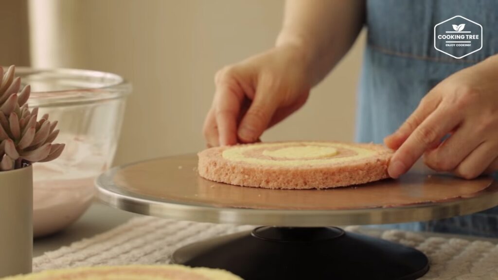 Strawberry Checkerboard Cake Recipe