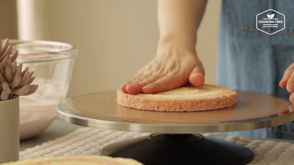 Strawberry Checkerboard Cake Recipe