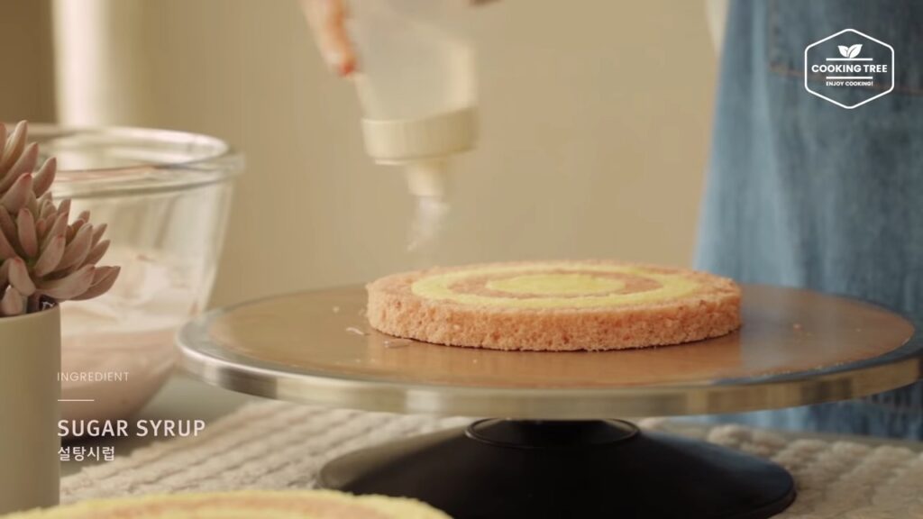 Strawberry Checkerboard Cake Recipe