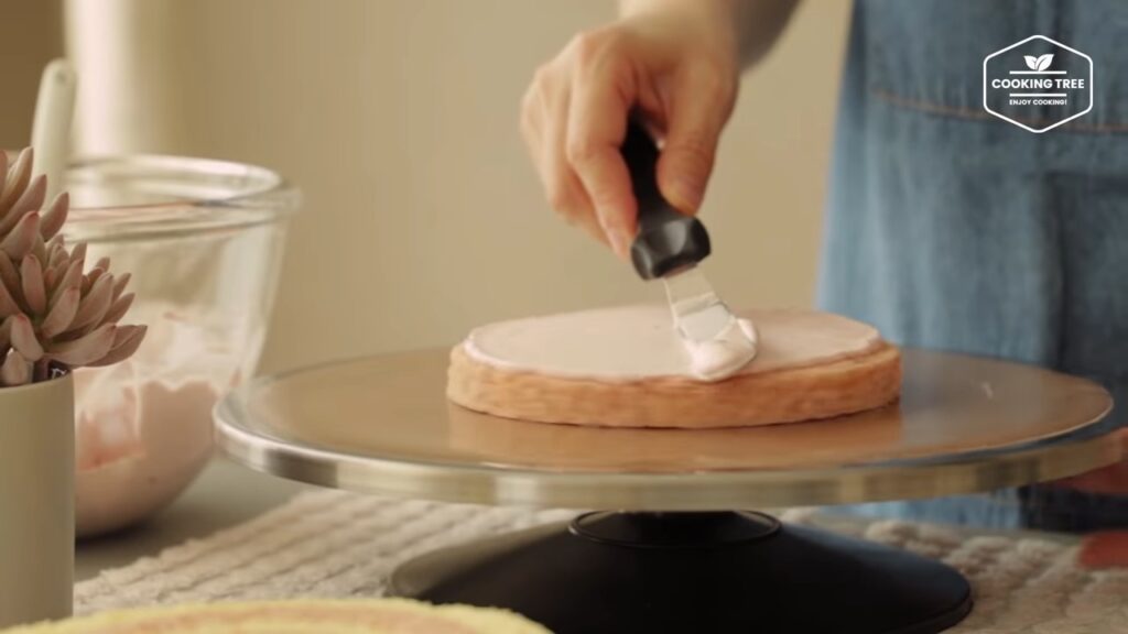 Strawberry Checkerboard Cake Recipe