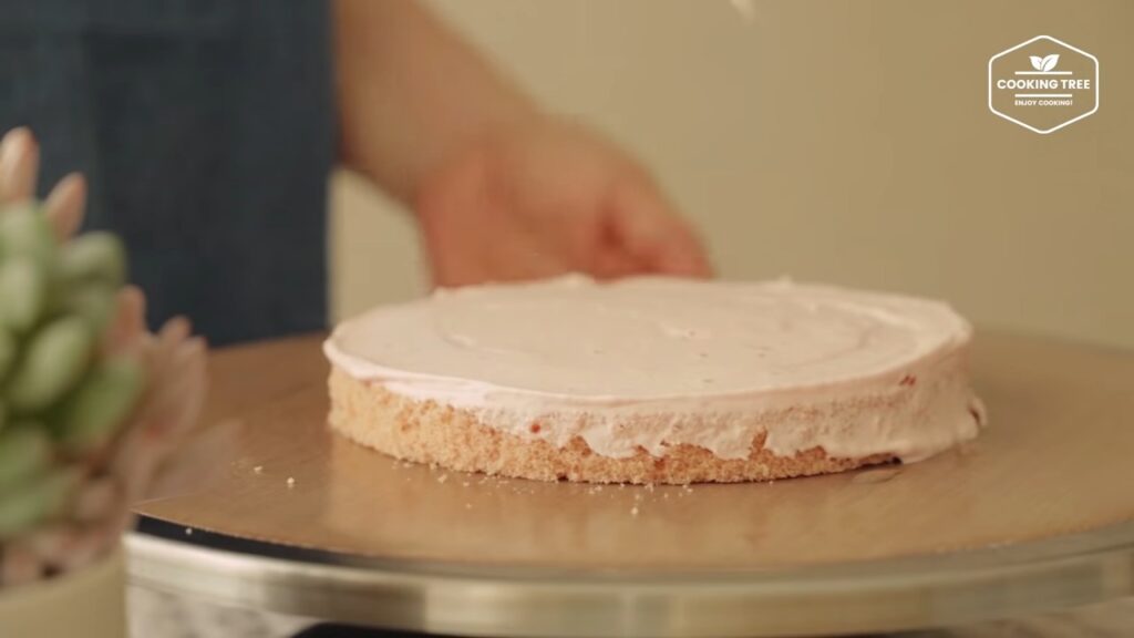 Strawberry Checkerboard Cake Recipe