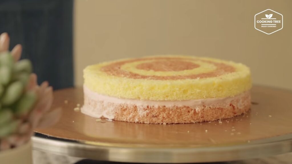 Strawberry Checkerboard Cake Recipe