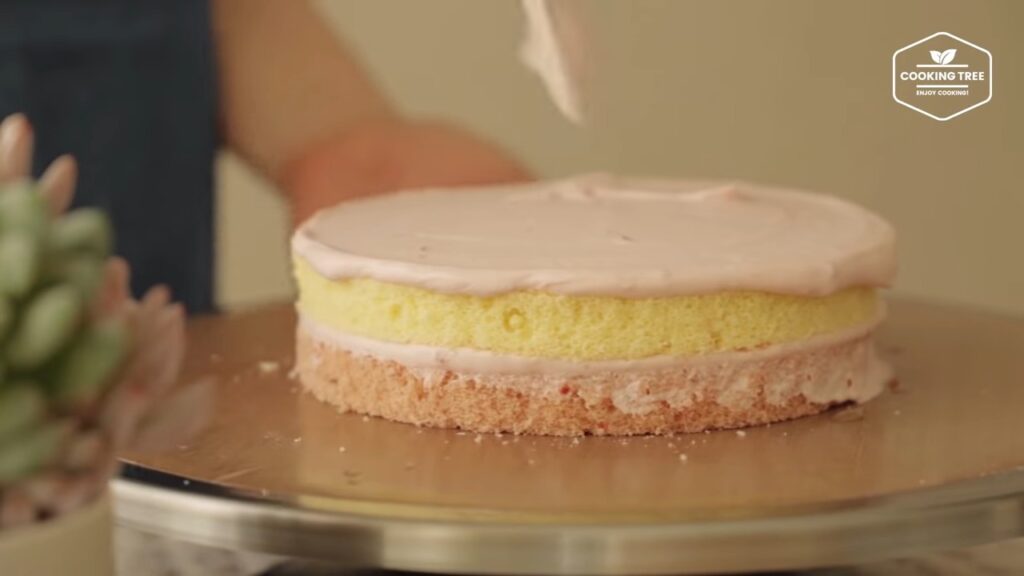 Strawberry Checkerboard Cake Recipe