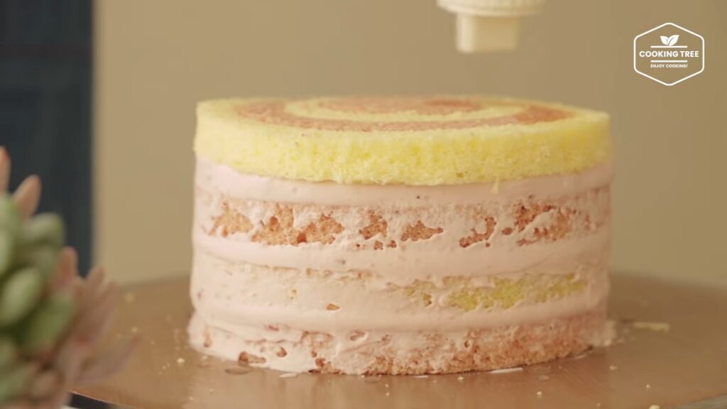 Strawberry Checkerboard Cake Recipe