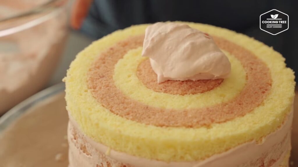 Strawberry Checkerboard Cake Recipe