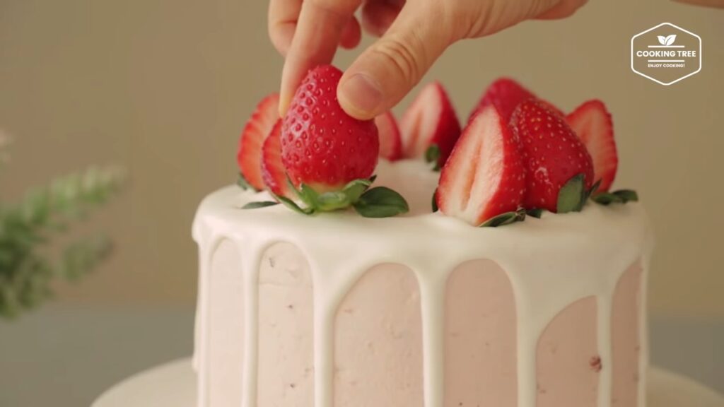Strawberry Checkerboard Cake Recipe