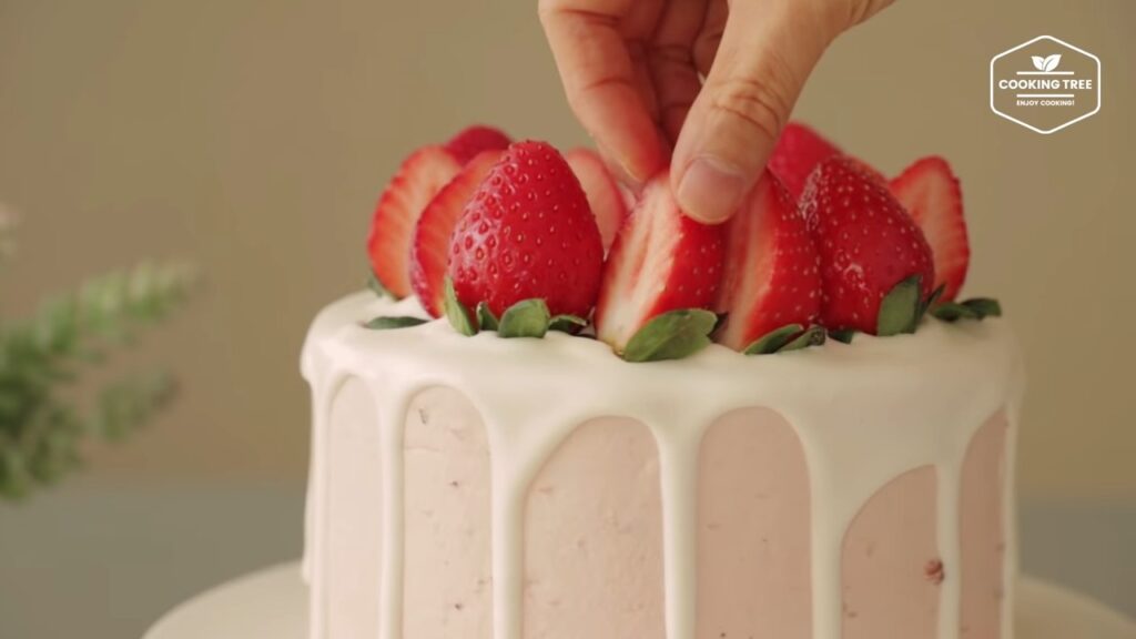 Strawberry Checkerboard Cake Recipe
