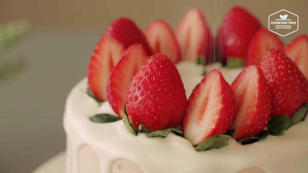 Strawberry Checkerboard Cake Recipe
