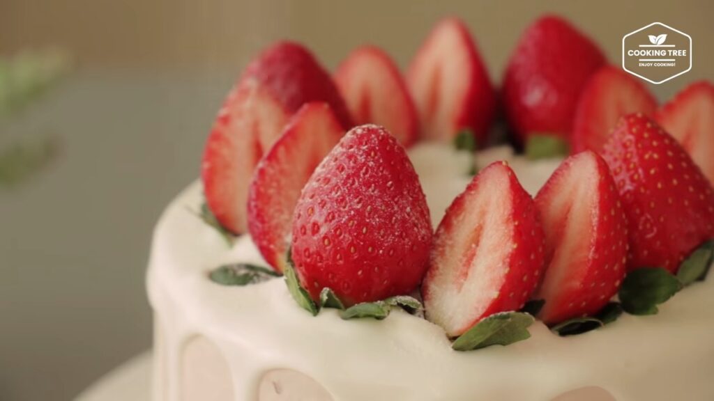 Strawberry Checkerboard Cake Recipe