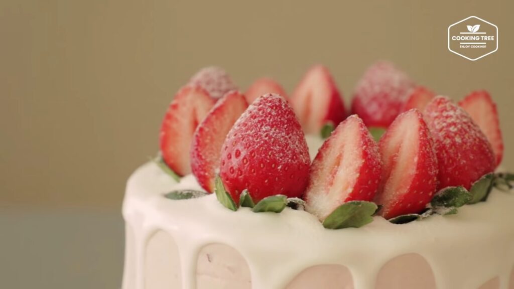 Strawberry Checkerboard Cake Recipe