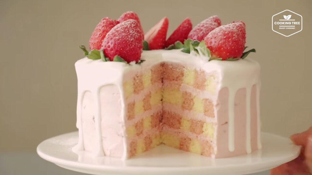 Strawberry Checkerboard Cake Recipe