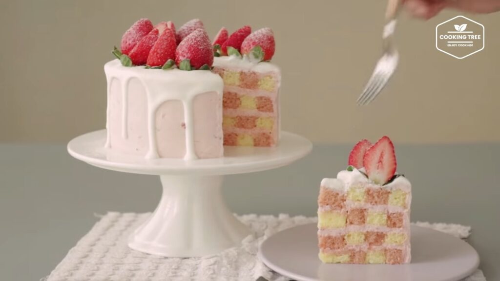 Strawberry Checkerboard Cake Recipe