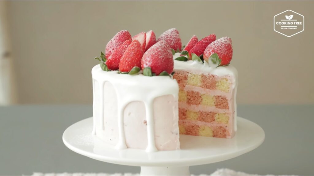 Strawberry Checkerboard Cake Recipe