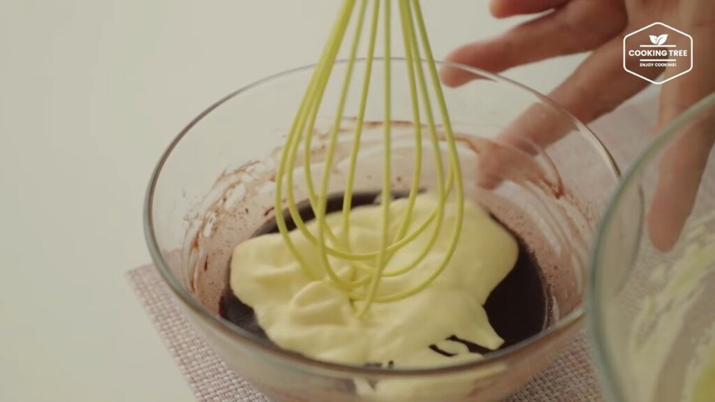Strawberry Chocolate Bottle cake Recipe