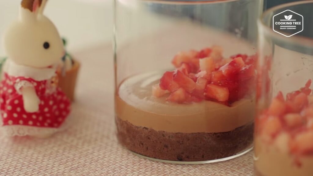 Strawberry Chocolate Bottle cake Recipe