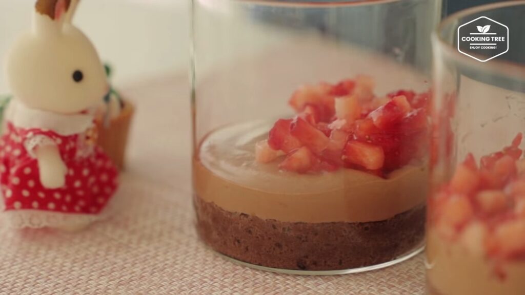 Strawberry Chocolate Bottle cake Recipe