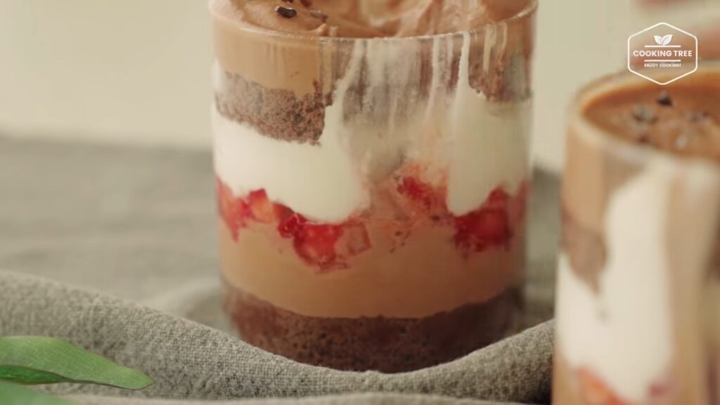 Strawberry Chocolate Bottle cake Recipe