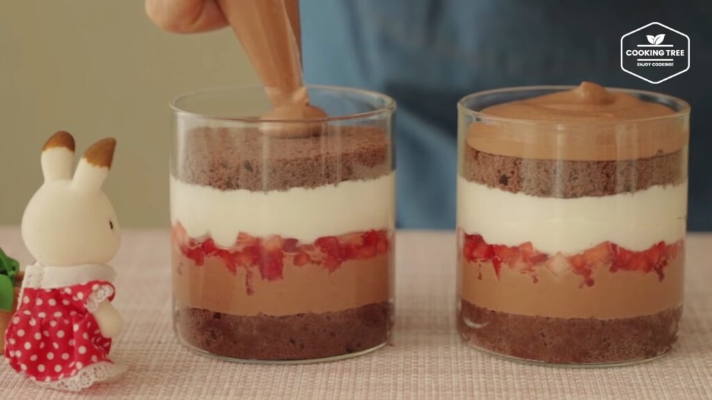 Strawberry Chocolate Bottle cake Recipe