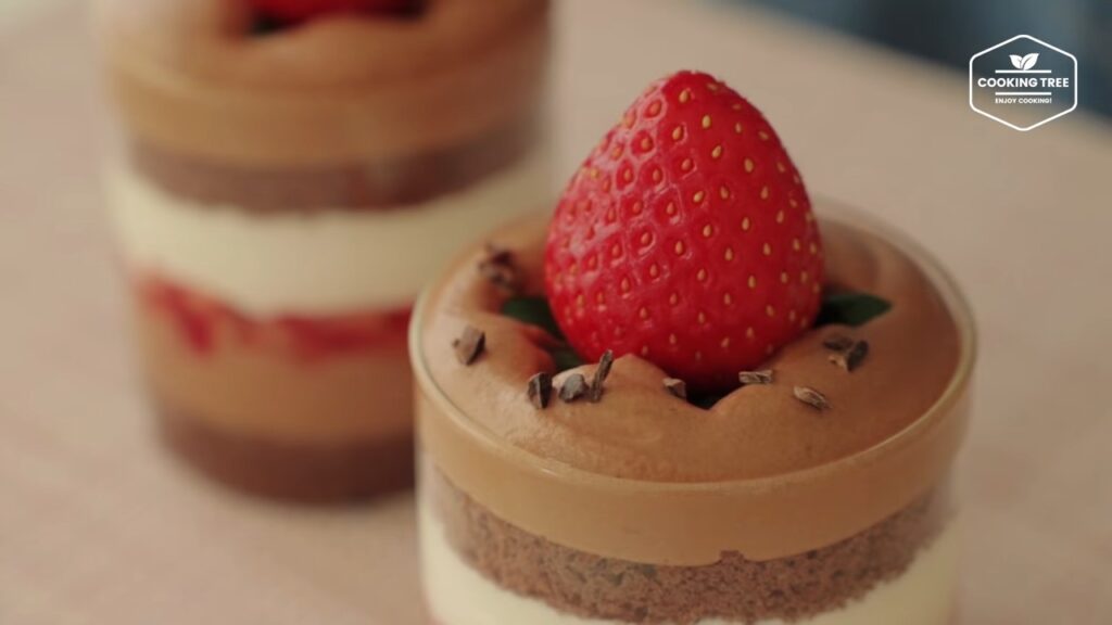 Strawberry Chocolate Bottle cake Recipe