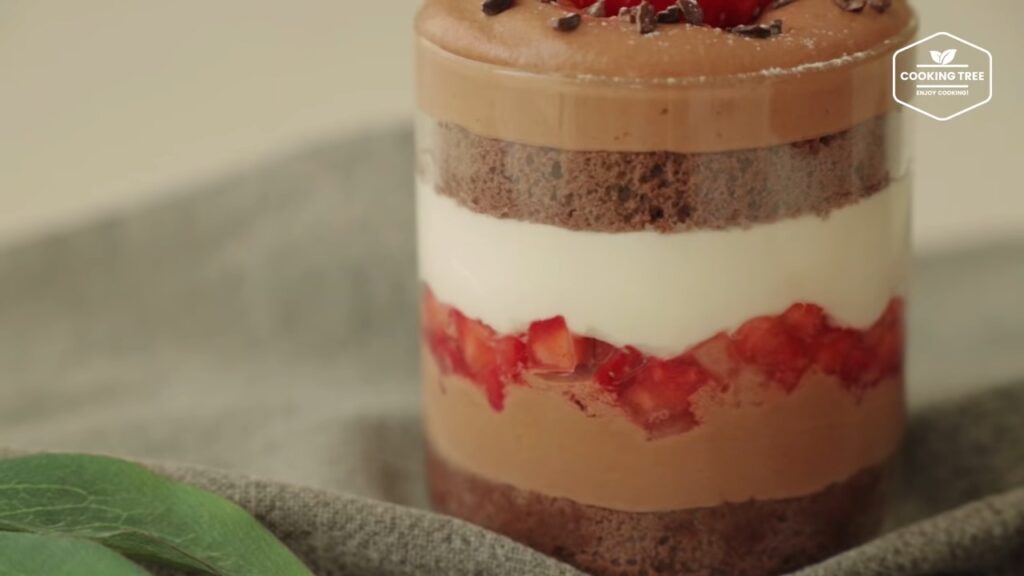 Strawberry Chocolate Bottle cake Recipe