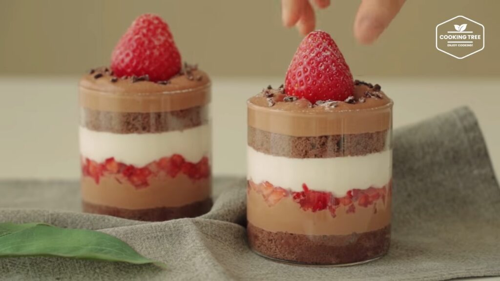 Strawberry Chocolate Bottle cake Recipe