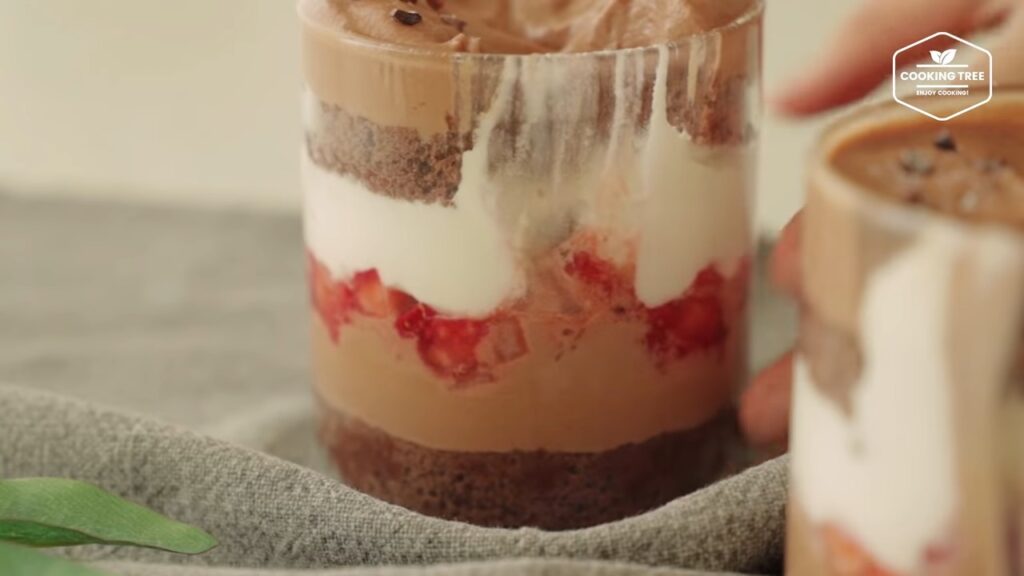 Strawberry Chocolate Bottle cake Recipe
